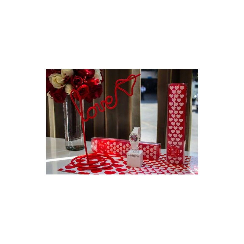 Reloj SWATCH TENDER PRESENT GZ300 by LatinWatch TIENDA ONLINE SWATCH Argentina Reloj SWATCH TENDER PRESENT GZ300 by LatinWatch TIENDA ONLINE SWATCH Argentina